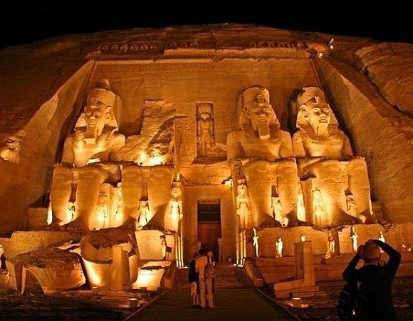 Pyramids of Giza Sound and Light Show with Sofy Egypt Tours