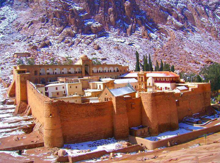 Trip To Saint Cathrein And Mountain Sinai From Cairo